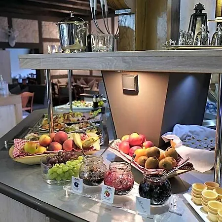 Hotel Brunnenhof International 3*
