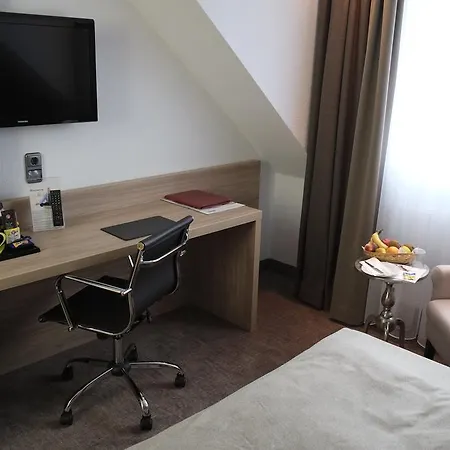Hotel Brunnenhof International