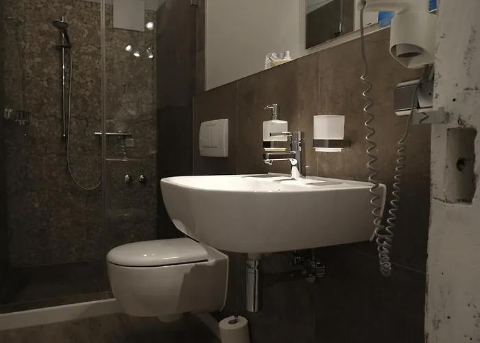 Brunnenhof International Отель 3*